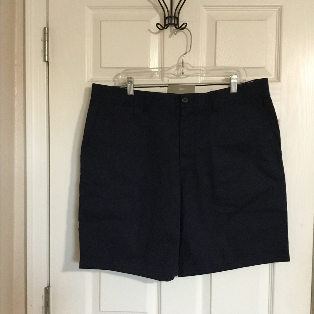 J Crew Men twill cotton 9” navy blue shorts size 36